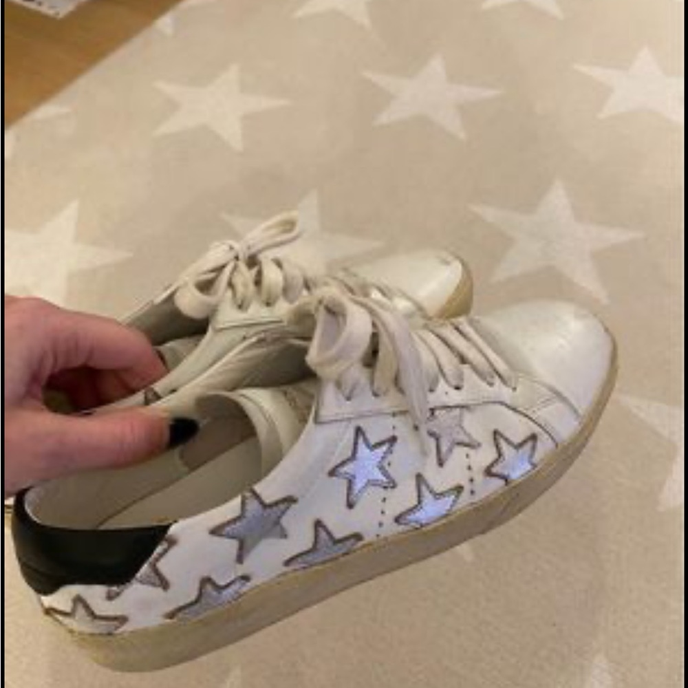 Saint Laurent Court Classic SL/06 Metallic Star Leather Sneakers